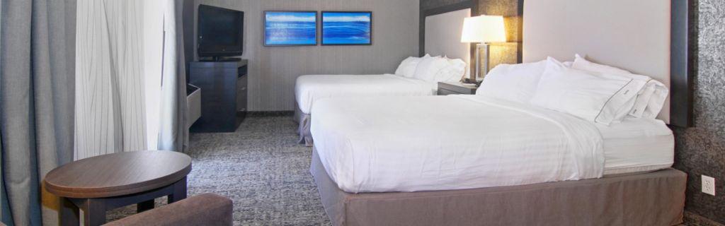 Holiday Inn Express And Suites Calgary By Ihg Exterior photo